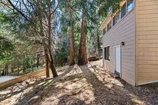 26752 CA-189, Twin Peaks, CA 92391 - Photo 46