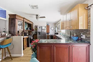 37530 Melrose Dr, Cathedral City, CA 92234 - Photo 8