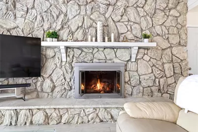 39820 Lakeview Drive, Big Bear Lake, CA 92315 - Photo 4
