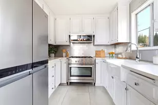 39820 Lakeview Dr, Big Bear Lake, CA 92315 - Photo 14