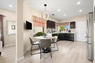 78651 Postbridge Cir, Palm Desert, CA 92211 - Photo 10