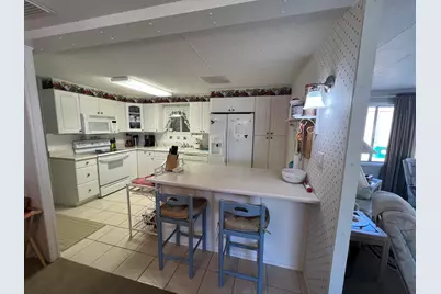 16821 Greenway Court, Desert Hot Springs, CA 92241 - Photo 12