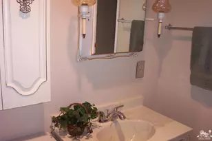 42280 Kansas St, Palm Desert, CA 92211 - Photo 8