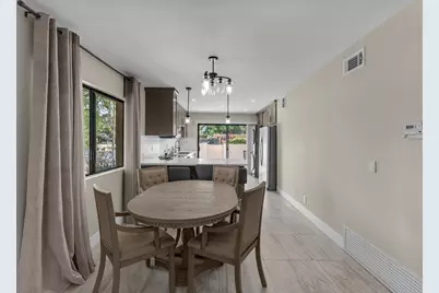 5803 Los Santos Drive #19, Palm Springs, CA 92264 - Photo 8