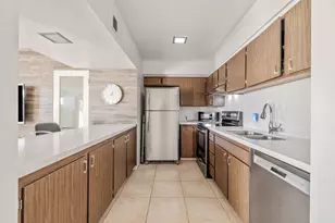 2504 N Whitewater Club Dr, Palm Springs, CA 92262 - Photo 10