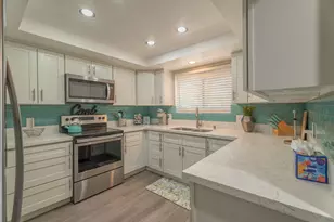 255 E Avenida Granada, Palm Springs, CA 92264 - Photo 10