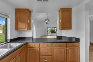 72384 Ridgecrest Ln, Palm Desert, CA 92260 - Photo 10