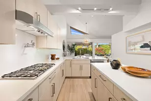 47 N Kavenish Dr, Rancho Mirage, CA 92270 - Photo 14