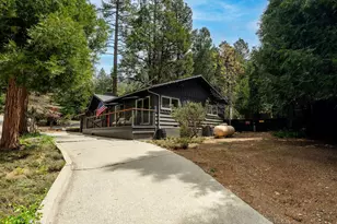 25106 Rim Rock Rd, Idyllwild, CA 92549 - Photo 6