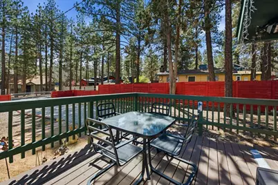 306 Victoria Lane, Sugarloaf, CA 92386 - Photo 8