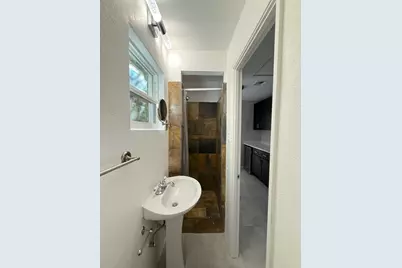 690 S Calle Palo Fierro, Palm Springs, CA 92264 - Photo 12