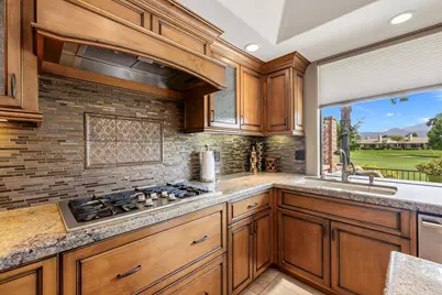 133 Juan Circle, Palm Desert, CA 92260 - Photo 8