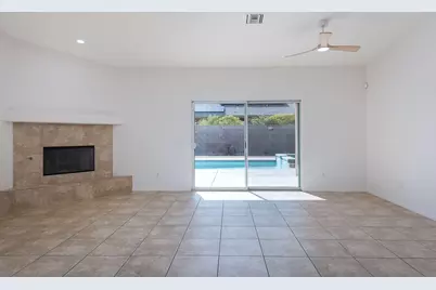 74137 Academy Lane E, Palm Desert, CA 92211 - Photo 2
