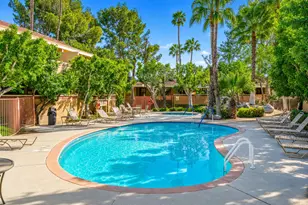 2501 N Indian Canyon Dr, Palm Springs, CA 92262 - Photo 2