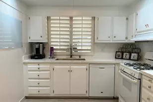 32 Paseo Laredo N, Cathedral City, CA 92234 - Photo 8