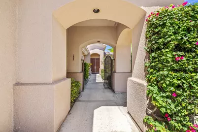 32 Calais Circle, Rancho Mirage, CA 92270 - Photo 4