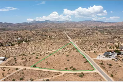 201 Pipes Canyon Road, Pioneertown, CA 92268 - Photo 20