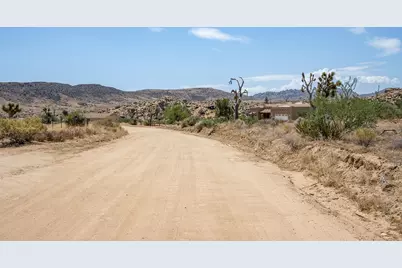 201 Pipes Canyon Road, Pioneertown, CA 92268 - Photo 10
