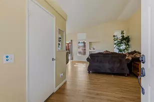 81220 Iris Ct, Indio, CA 92201 - Photo 4