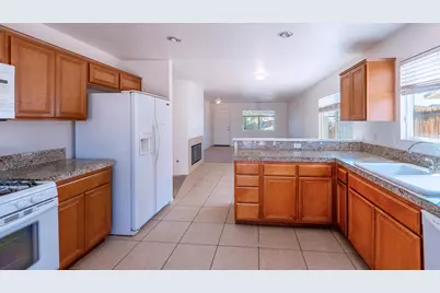 5154 Split Rock Avenue, Twentynine Palms, CA 92277 - Photo 16