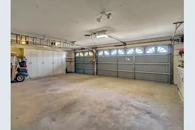 9840 Warwick Drive, Desert Hot Springs, CA 92240 - Photo 32