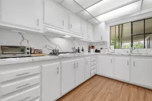 73450 Country Club Dr, Palm Desert, CA 92260 - Photo 12