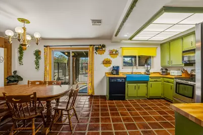 7579 Balsa Avenue, Yucca Valley, CA 92284 - Photo 10