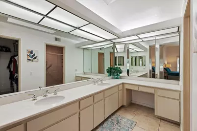 2671 N Whitewater Club Drive, Palm Springs, CA 92262 - Photo 18