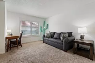 2671 N Whitewater Club Dr, Palm Springs, CA 92262 - Photo 20