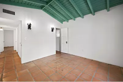 575 S Calle Santa Rosa S, Palm Springs, CA 92264 - Photo 18