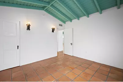 575 S Calle Santa Rosa S, Palm Springs, CA 92264 - Photo 14