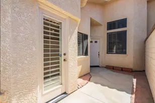 106 Towle Cir, Palm Desert, CA 92211 - Photo 2