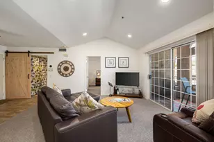 2700 Lawrence Crossley Rd, Palm Springs, CA 92264 - Photo 10