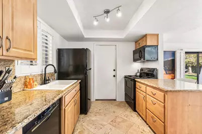 1385 E Via Escuela, Palm Springs, CA 92262 - Photo 28