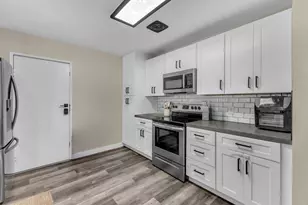 77300 Indiana Ave, Palm Desert, CA 92211 - Photo 10