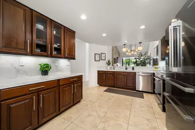 38969 Wisteria Drive, Palm Desert, CA 92211 - Photo 8