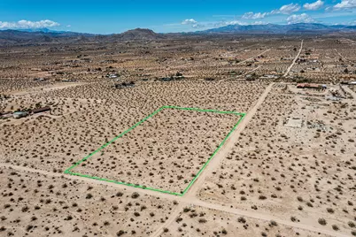 141 La Crescenta Drive, Joshua Tree, CA 92252 - Photo 1