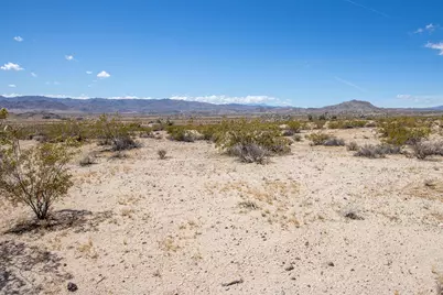 141 La Crescenta Drive, Joshua Tree, CA 92252 - Photo 20