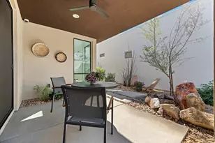 125 Blue Moon Dr, Palm Springs, CA 92262 - Photo 34