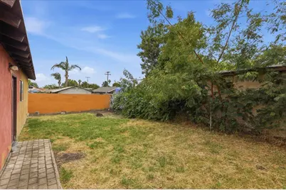 1079 Magnolia Avenue W, San Bernardino, CA 92411 - Photo 26