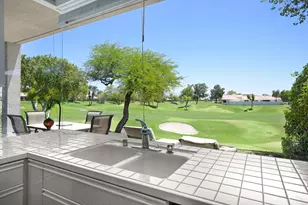 37 Colonial Dr, Rancho Mirage, CA 92270 - Photo 12