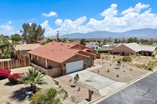 9420 Vista Del Valle, Desert Hot Springs, CA 92240 - Photo 4