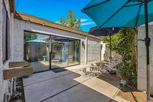 2389 E Miramonte Cir, Palm Springs, CA 92264 - Photo 28