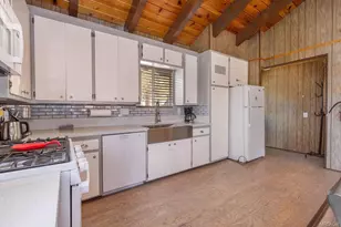 40348 Cliff Ln, Big Bear Lake, CA 92315 - Photo 12