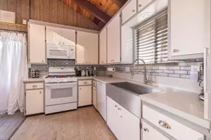 40348 Cliff Ln, Big Bear Lake, CA 92315 - Photo 10