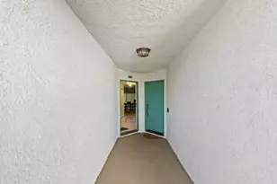 5301 E Waverly Dr, Palm Springs, CA 92264 - Photo 2