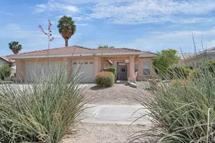 69911 Northhampton Ave, Cathedral City, CA 92234 - Photo 2