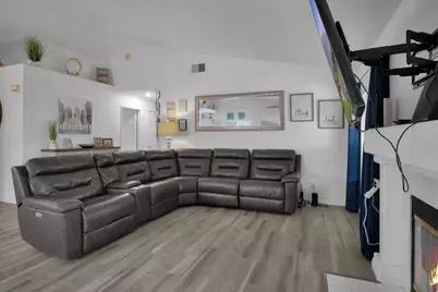 69911 Northhampton Avenue, Cathedral City, CA 92234 - Photo 4