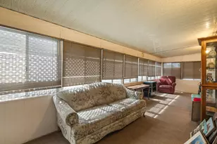 211 N Citrus Ave, Escondido, CA 92027 - Photo 20