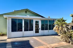 5161 Linda Lee Dr, Yucca Valley, CA 92284 - Photo 2
